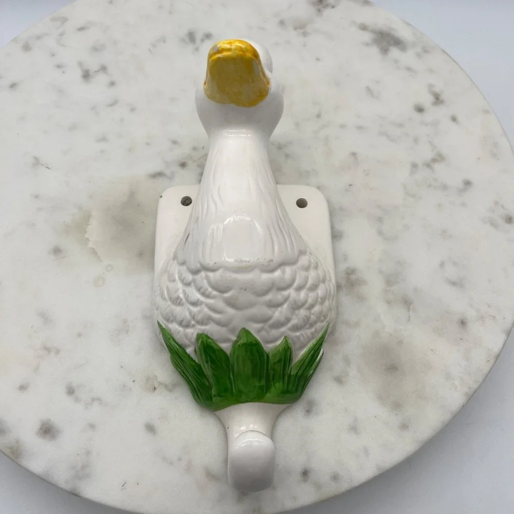 Vintage White Ceramic Duck Head Yellow Beak‎ Towel Holder Wall Mount Hanger